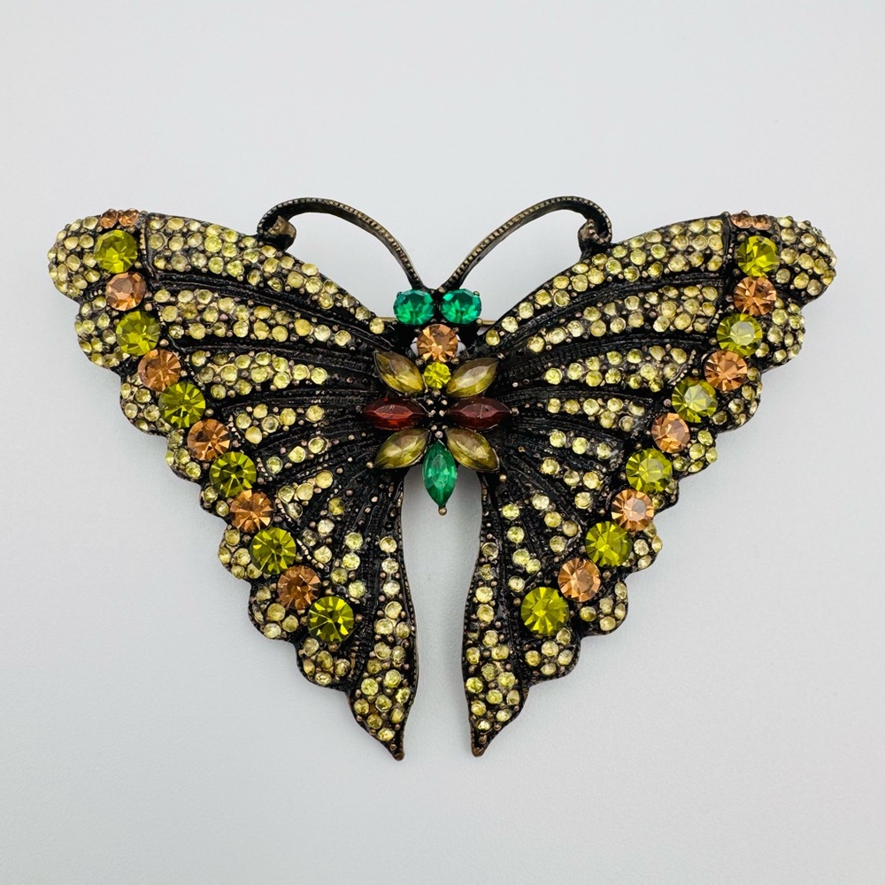 NEW Vintage Style Large Green Rhinestone Butterfly Brooch Pin Perfect Condition